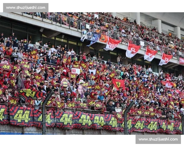 包场观赛！F1 中国站一家三口的定制速度盛宴